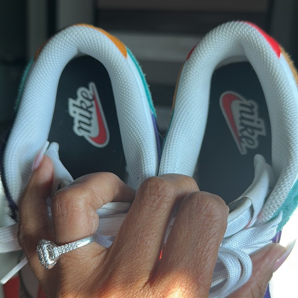 W Nike Dunk Low SE size 9 - Picture 4 of 4